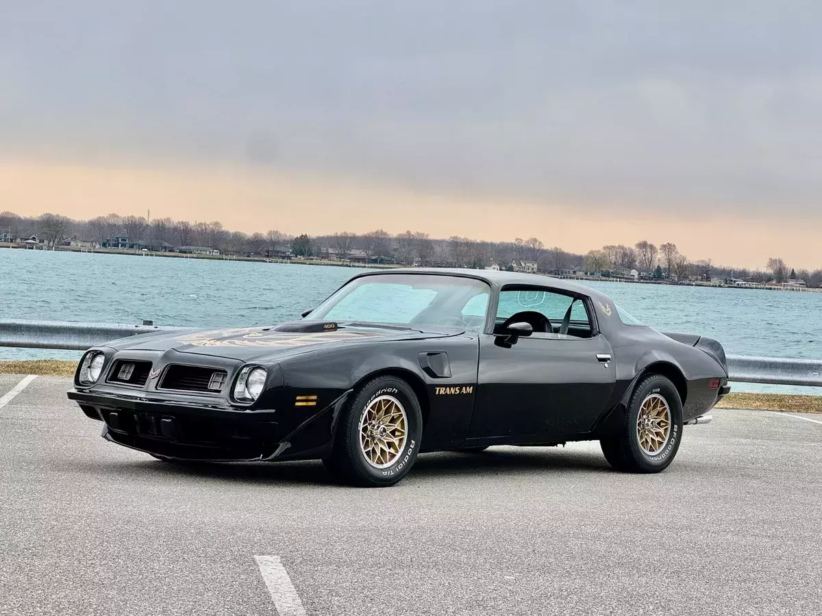 BEAUTIFUL 1975 PONTIAC TRANS AM BLACK 400 CID RESTORED - NO RESERVE!! 1975 Pontiac Trans Am Restored 400CID - No Reserve!!