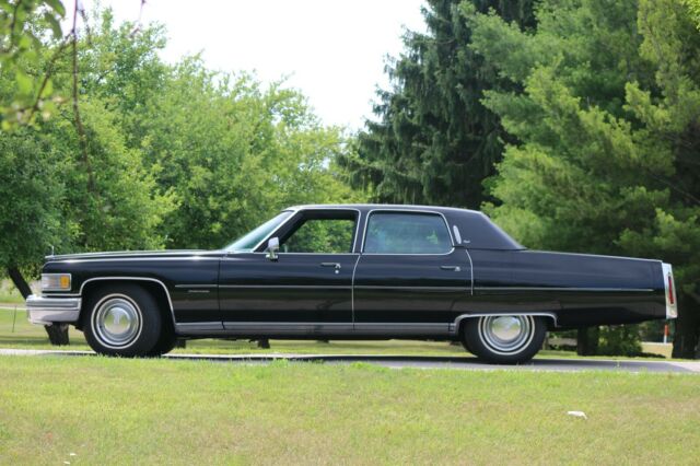 1976 Cadillac Fleetwood - photo 5