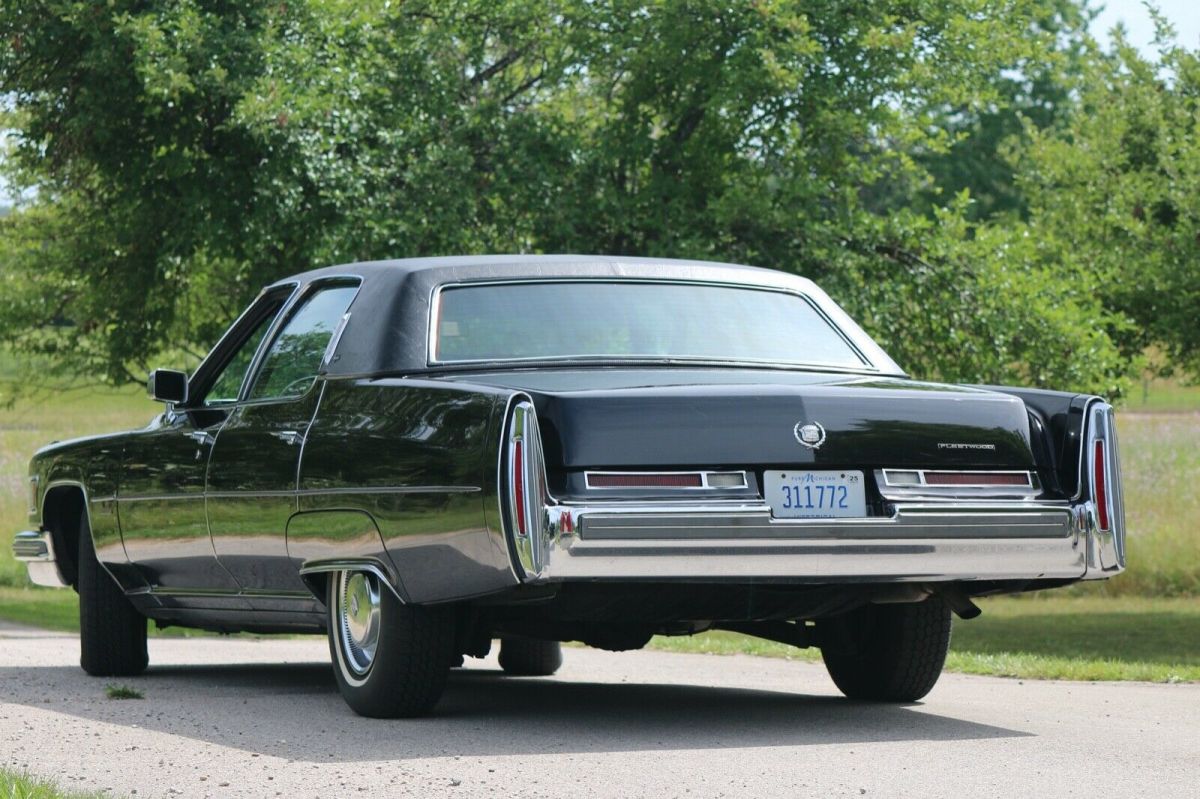 1976 Cadillac Fleetwood - photo 6