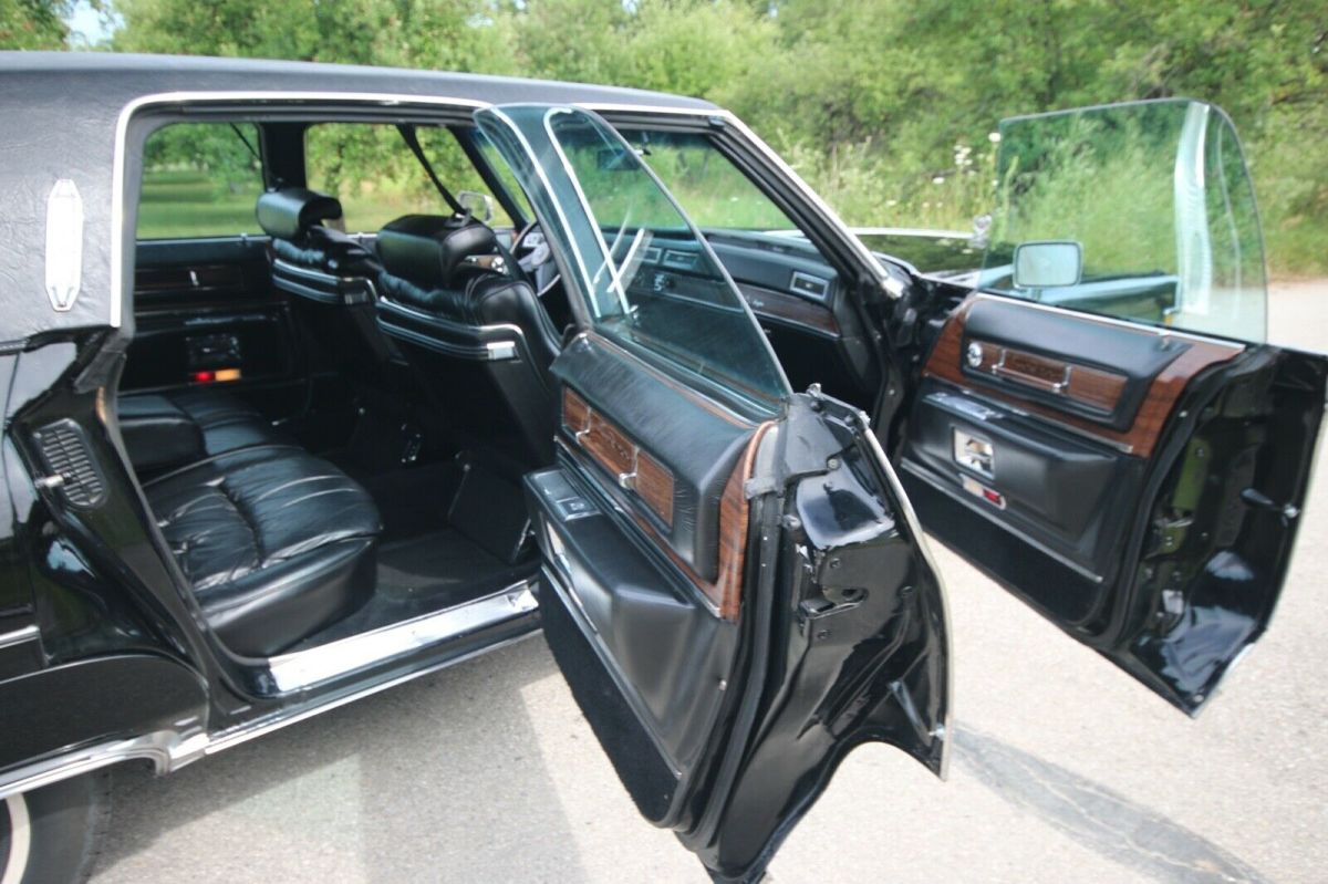 1976 Cadillac Fleetwood - photo 9