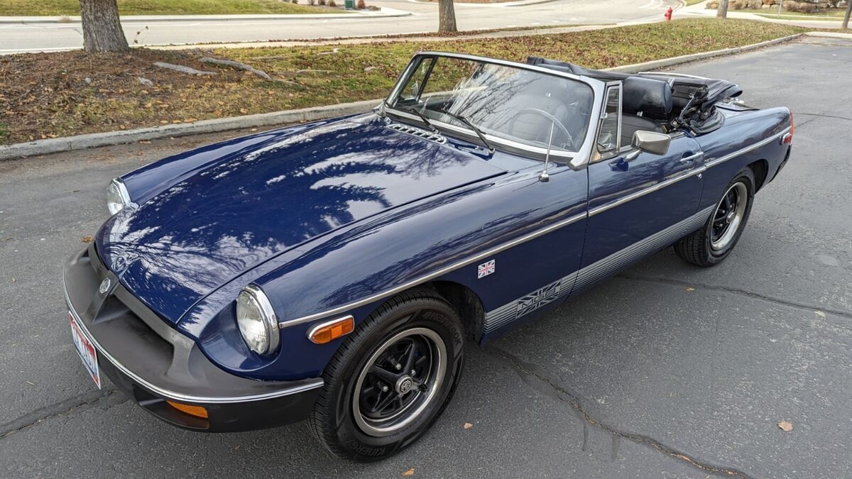 1977 MG MGB - photo 2