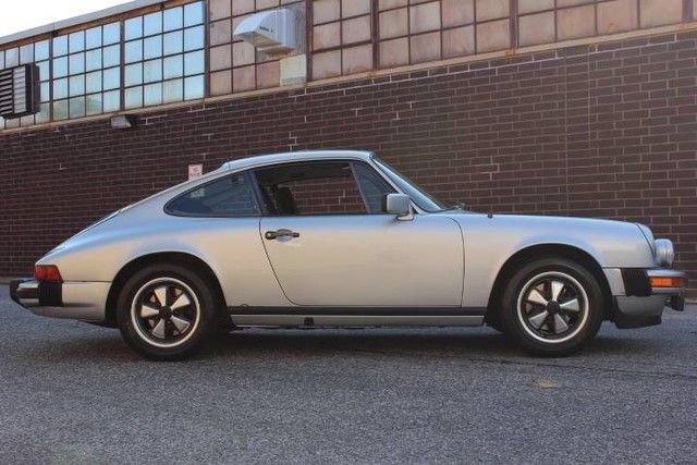 1977 Porsche 911 - photo 4