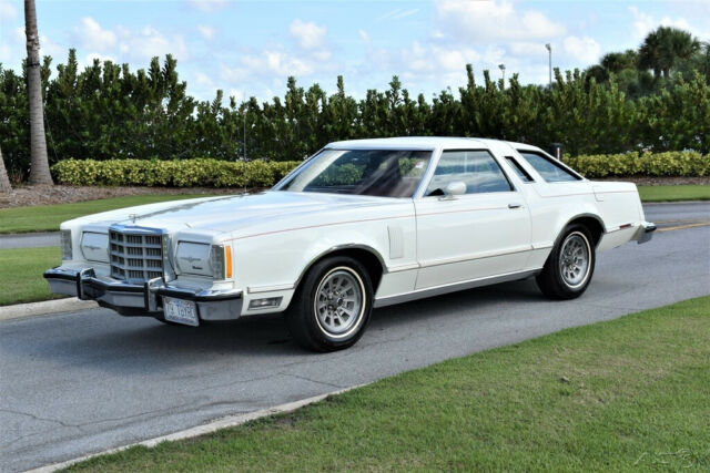 1979 Ford Thunderbird Garage Kept, 1 owner, 24k Miles, Fully Loaded - photo 2