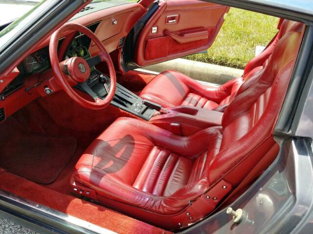 1982 Chevrolet Corvette - photo 11