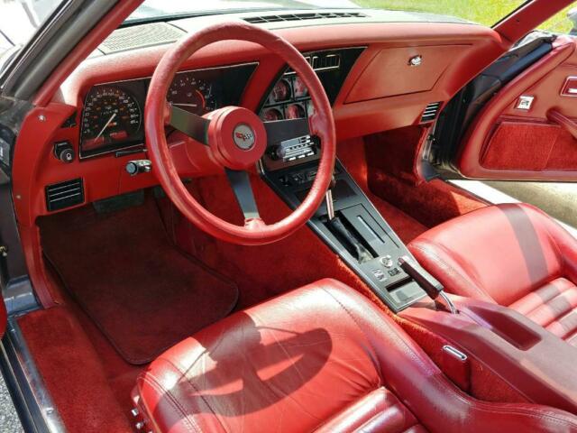 1982 Chevrolet Corvette - photo 12
