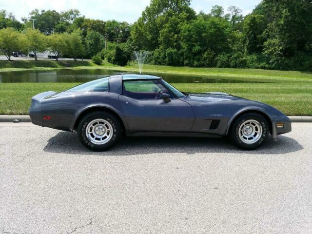 1982 Chevrolet Corvette - photo 2