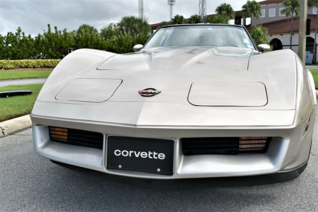 1982 Chevrolet Corvette Collector Edition - photo 6
