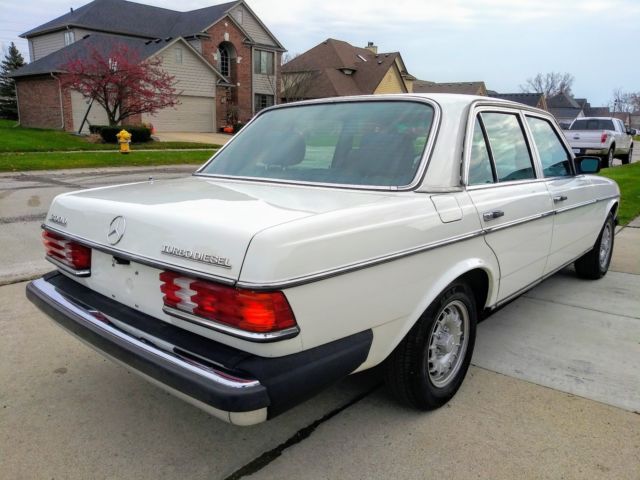 1982 Mercedes-Benz 300-Series 300D TURBO DIESEL - photo 10