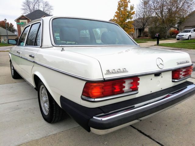 1982 Mercedes-Benz 300-Series 300D TURBO DIESEL - photo 7