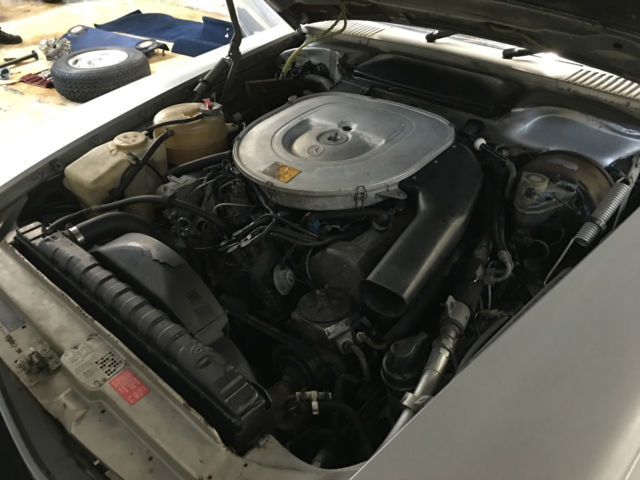 1983 Mercedes-Benz 300-Series 380SL - photo 11