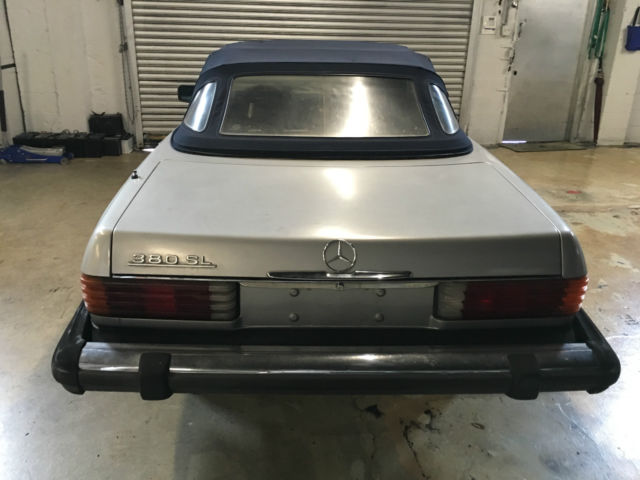 1983 Mercedes-Benz 300-Series 380SL - photo 3