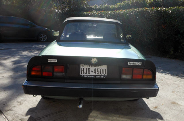 1985 Alfa Romeo Spider convertible, soft top - photo 2