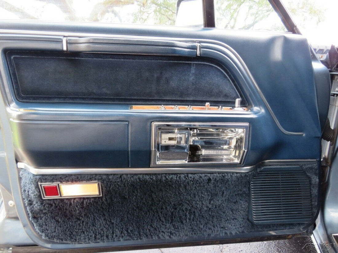 1985 Lincoln Town Car Gorgeous Survivor Low Miles Garage Kept - photo 11