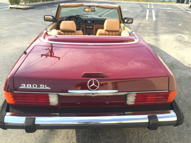 1985 Mercedes-Benz SL-Class 380SL Roadster - photo 10