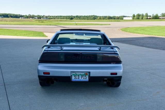 1986 Pontiac Fiero SE (GT CLONE) - photo 3