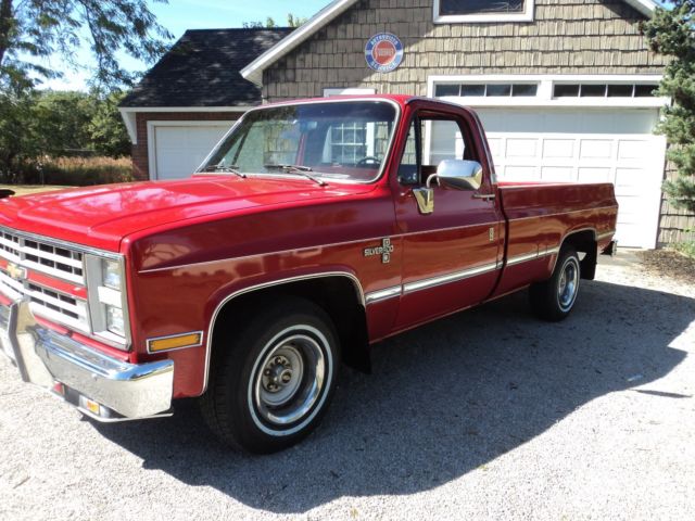 1986 Chevrolet C-10 SILVERADO