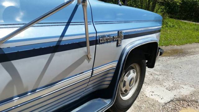 1986 Chevrolet Suburban C20 HD Custom Deluxe - photo 8