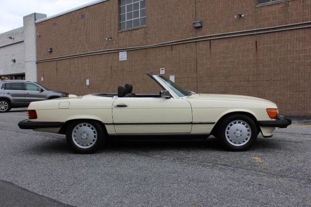 1987 Mercedes-Benz SL-Class 560SL - photo 4