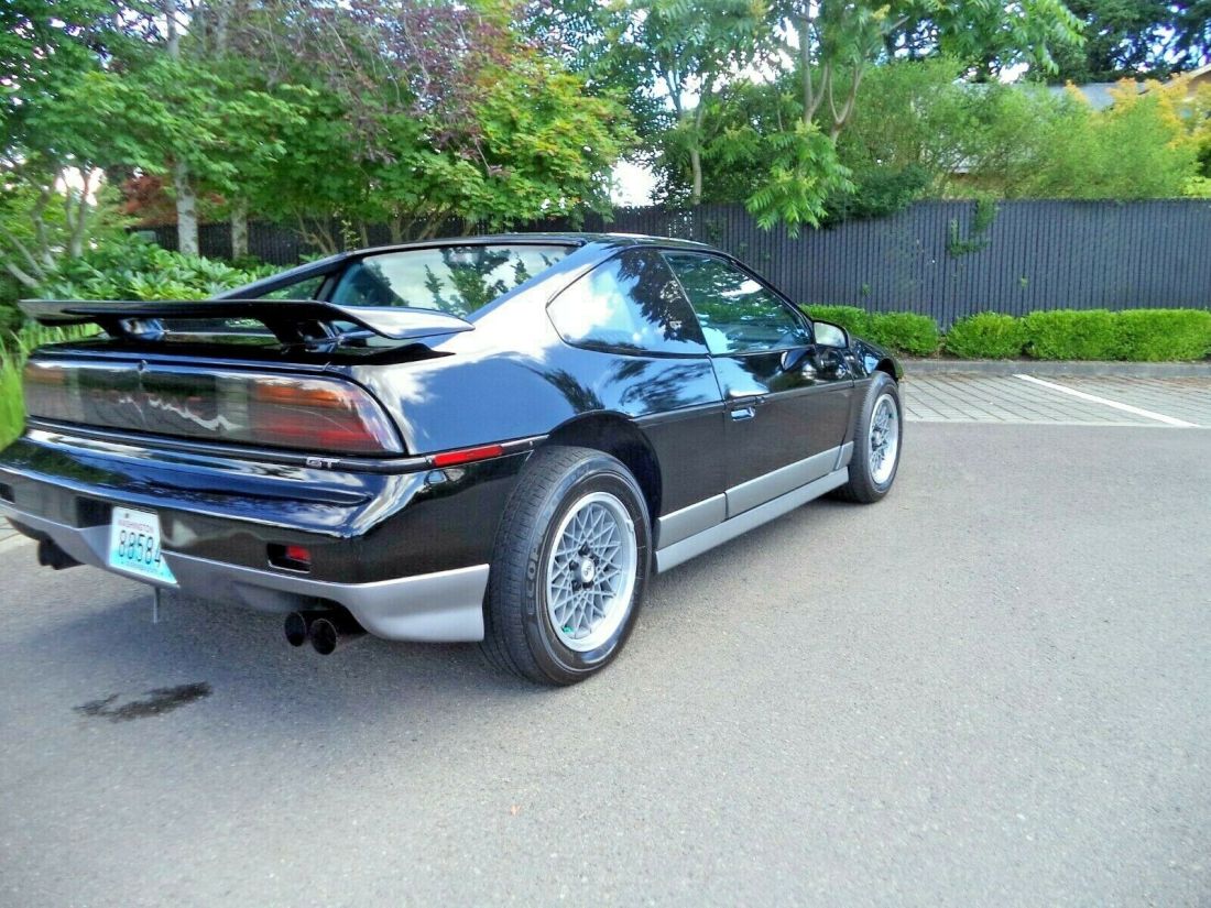 1987 Pontiac Fiero - photo 6