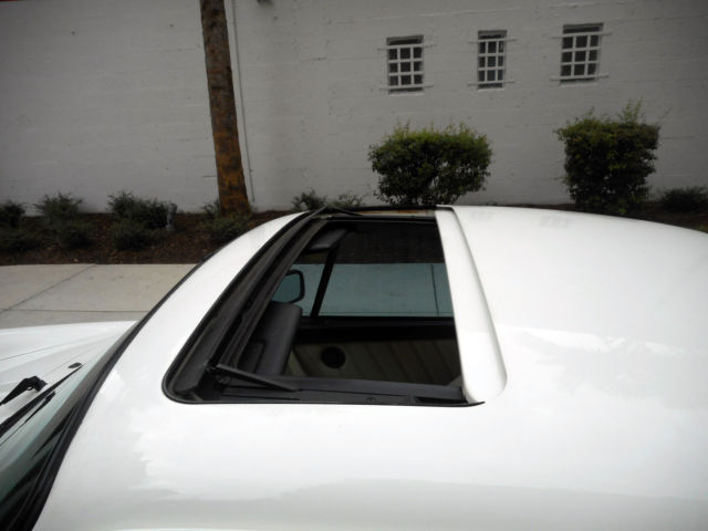 1987 Porsche 911 Carrera Coupe 2-Door - photo 4