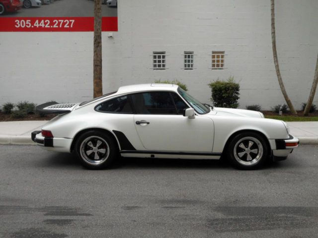 1987 Porsche 911 Carrera Coupe 2-Door - photo 2