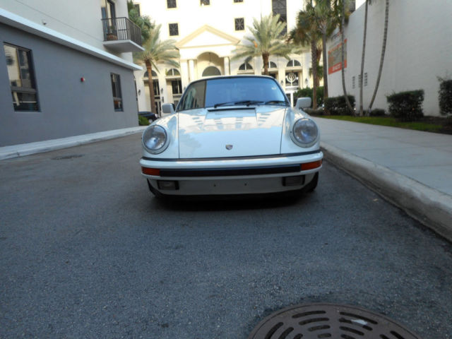 1987 Porsche 911 Carrera Coupe 2-Door - photo 7