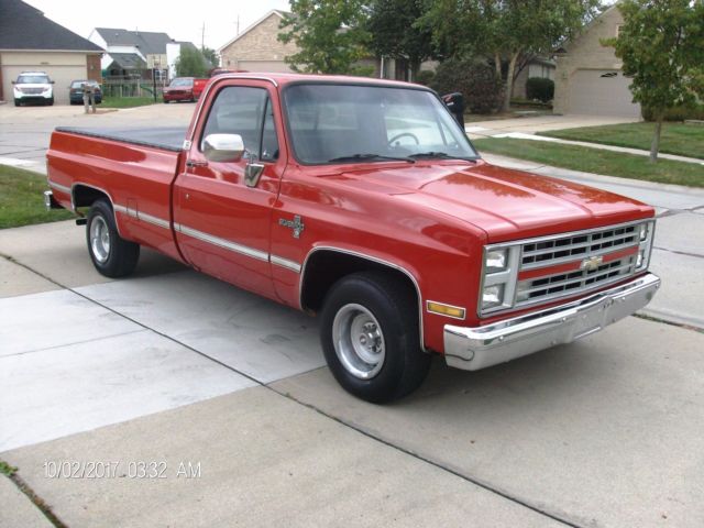 1987 Chevrolet Silverado 1500 C10 350 V8 / automatic - photo 2