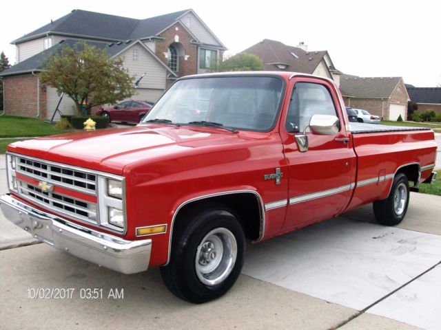 1987 Chevrolet Silverado 1500 C10 350 V8 / automatic - photo 4