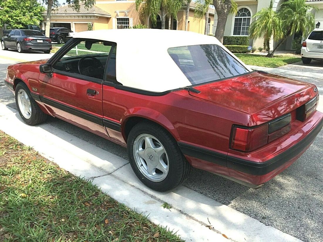 1988 Ford Mustang LX 5.0 V8 Convertible - photo 10