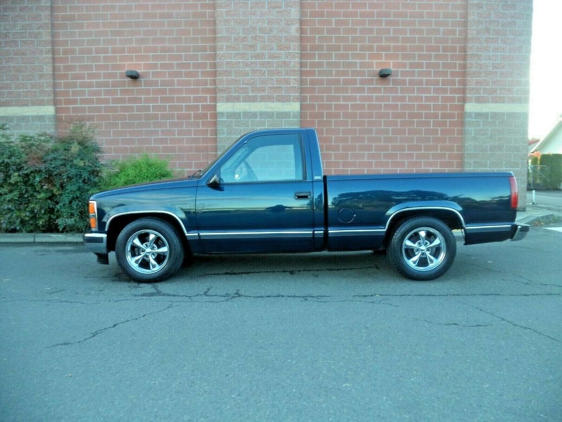 Beautiful 1989 Chevrolet Silverado Short Wide.Rust Free,Adult Owned,Original 1989 Chevrolet C/K Pickup 1500