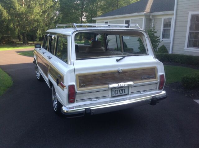1989 Jeep Wagoneer - photo 5