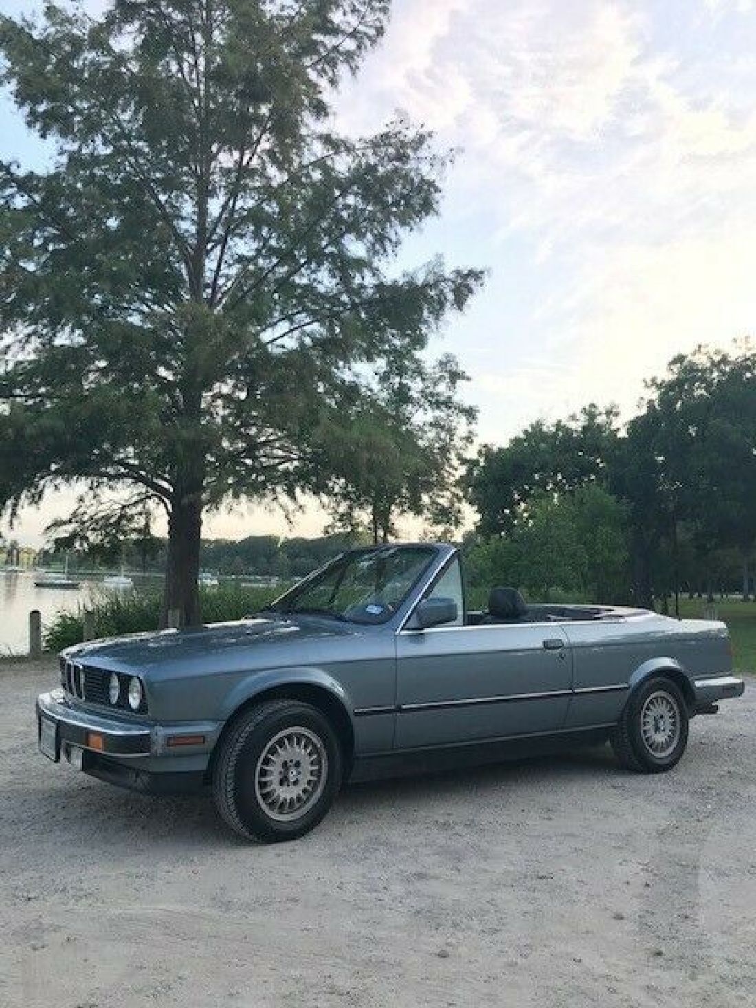 Beautiful 1989 Rare Color E30 BMW 3-Series 325i 6 Cylinder Convertible E Series 1989 BMW 3-Series I AUTOMATIC
