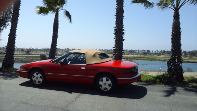 Beautiful 1990 Buick Reatta convertible 1990 Buick Reatta