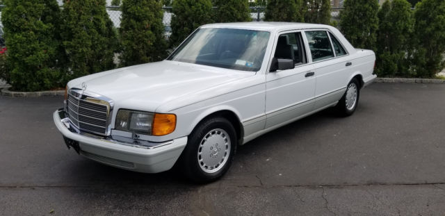 Beautiful 1990 Mercedes Benz 420 SEL w/ less than 25K 1990 Mercedes-Benz S-Class