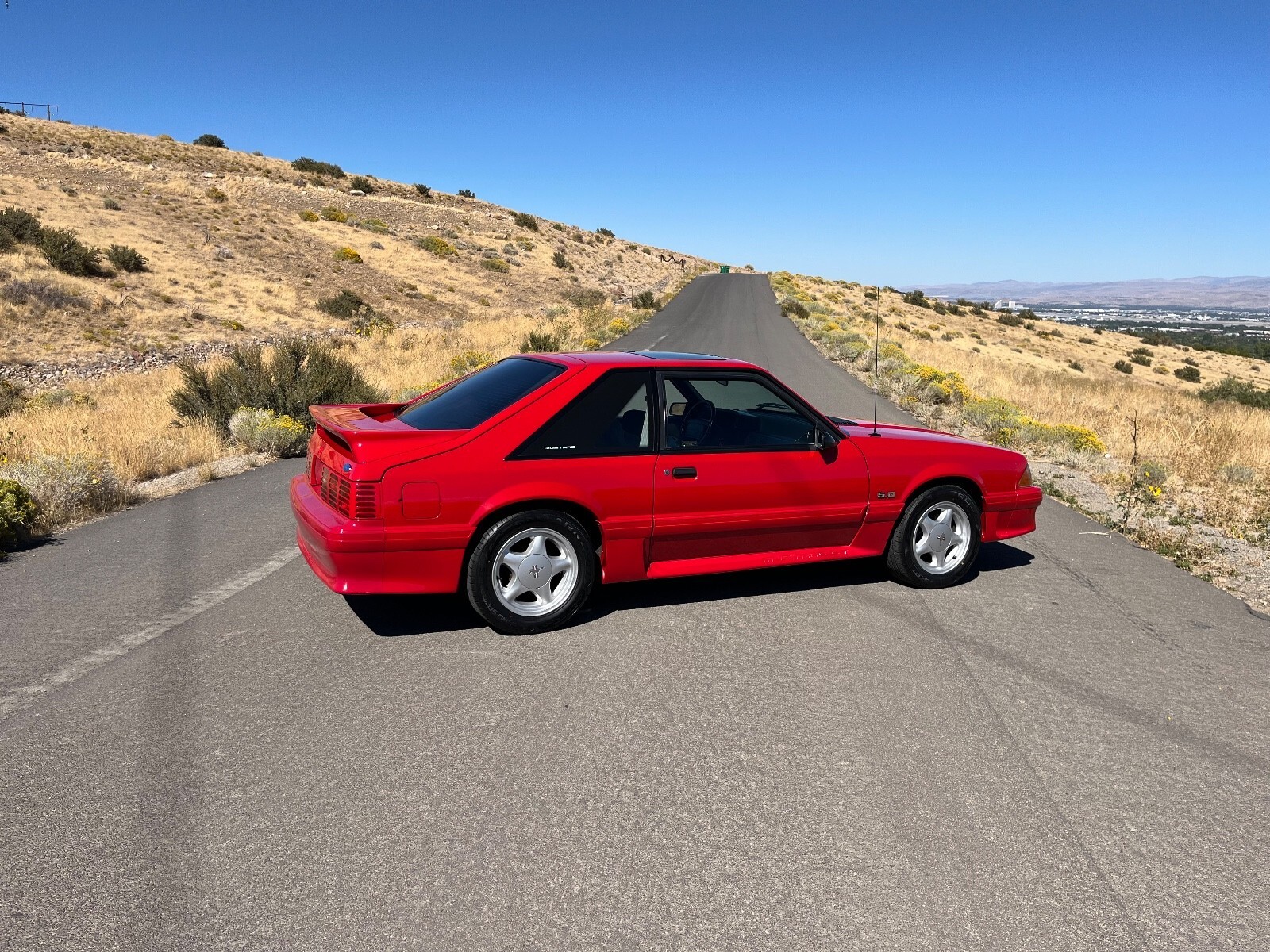1991 Ford Mustang GT - photo 3