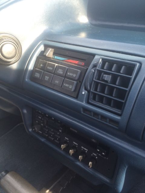1991 Ford Tempo - photo 7