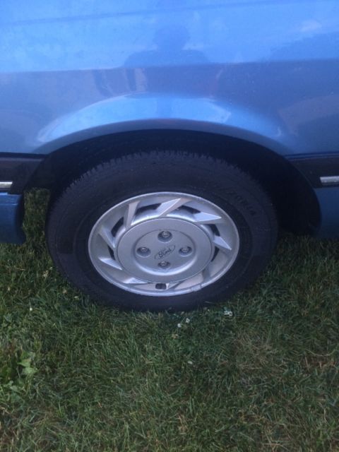1991 Ford Tempo - photo 8