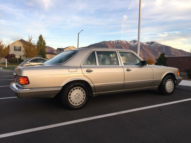 1991 Mercedes-Benz 500-Series 560SEL - photo 4