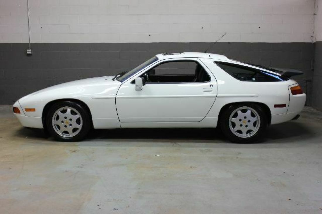 1991 Porsche 928 - photo 2