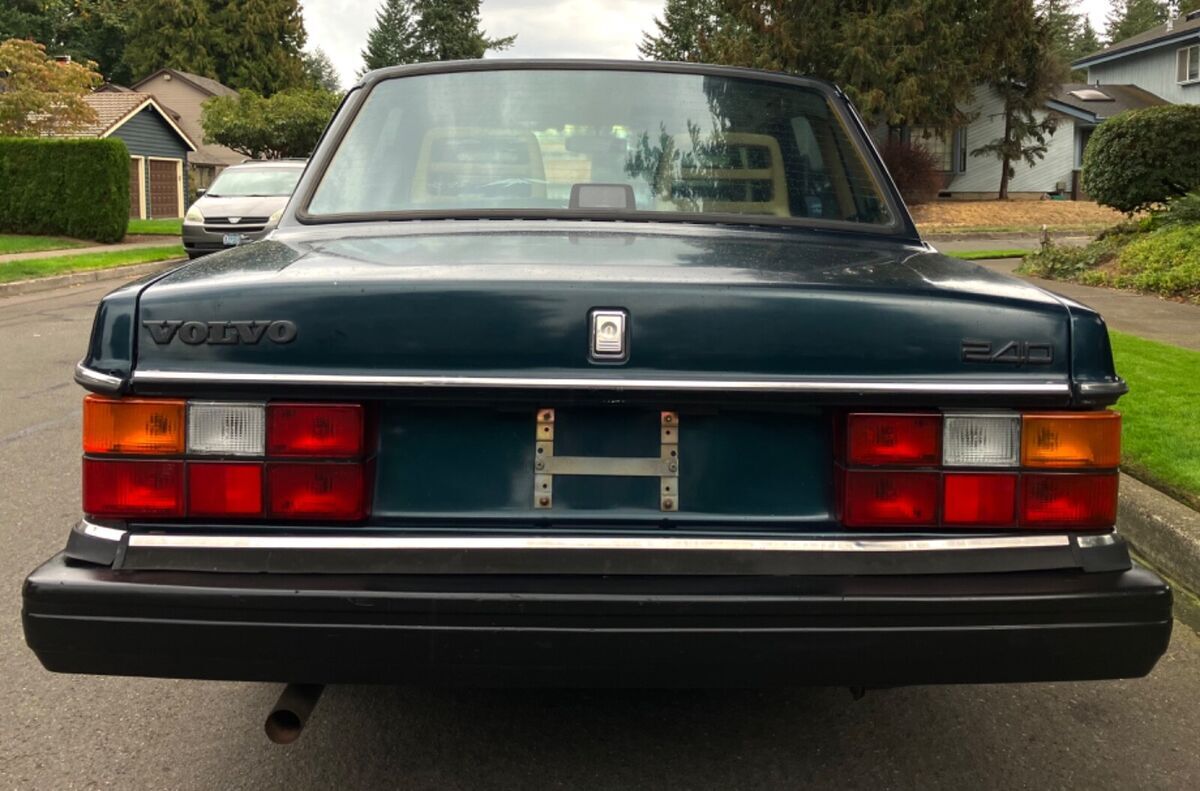 1992 Volvo 240 - photo 6