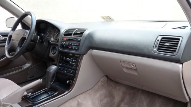 1994 Acura Legend L Sedan 4-Door - photo 13