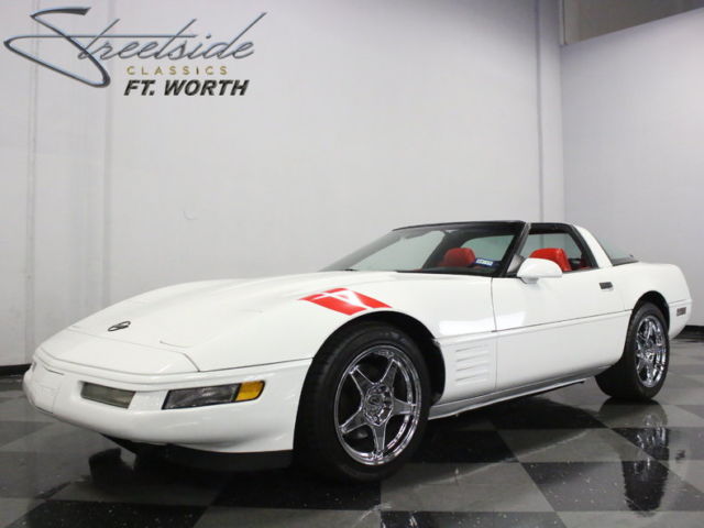 BEAUTIFUL 2 OWNER VETTE W/ LONG LIST OF IMPROVEMENTS, 42K MILES, EXCEPTIONAL C4! 1994 Chevrolet Corvette Base Hatchback 2-Door