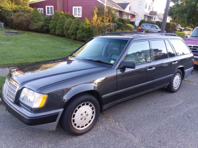 BEAUTIFUL 300TD TURBO DIESEL STATION WAGON 300D 300TE 240D 190E 300E 1987 Mercedes-Benz 300-Series TD W124