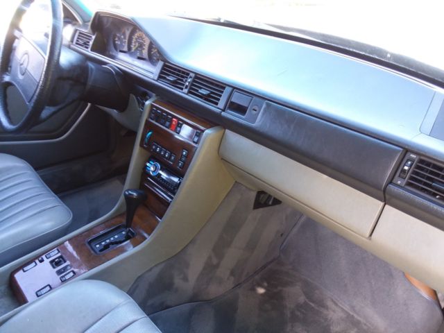 1987 Mercedes-Benz 300-Series TD W124 - photo 9