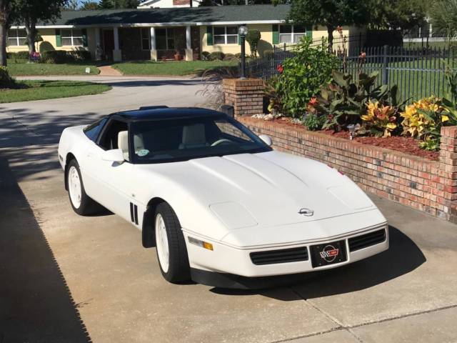 1988 Chevrolet Corvette - photo 10