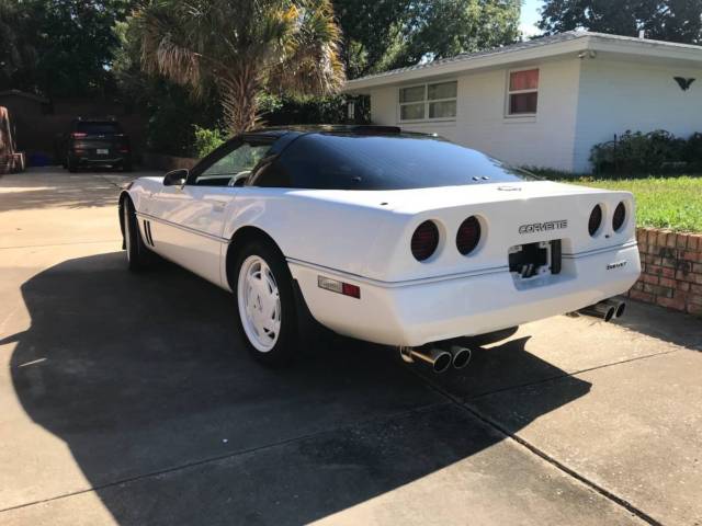 1988 Chevrolet Corvette - photo 12