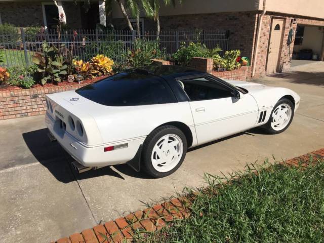 1988 Chevrolet Corvette - photo 13