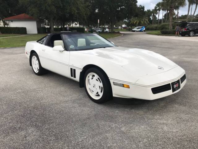 1988 Chevrolet Corvette - photo 2