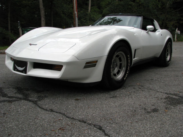 1980 Chevrolet Corvette 4 SPEED - photo 12