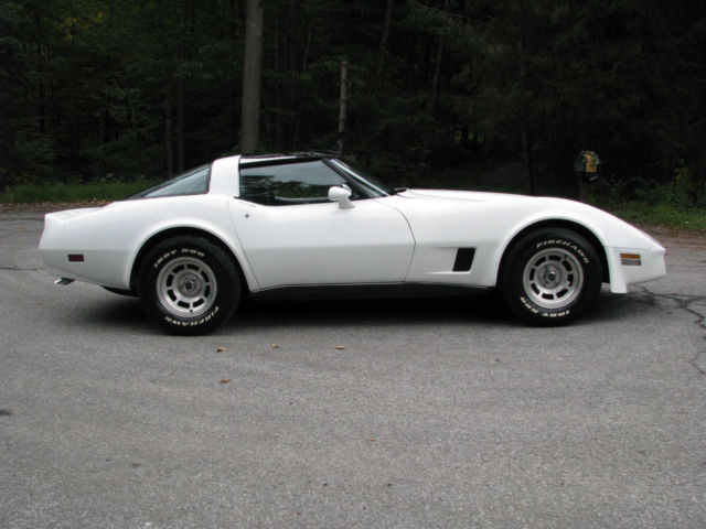 1980 Chevrolet Corvette 4 SPEED - photo 7